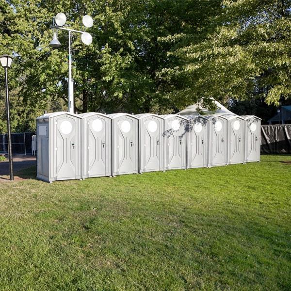 we provide special event porta potties for a variety of events including weddings, festivals, corporate events, and outdoor concerts